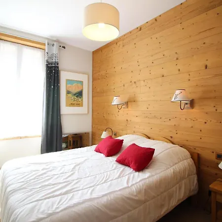 Apartment T2 Bis Avec Vue Au Mont-dore, Animaux Admis - Fr-1-608-182 *